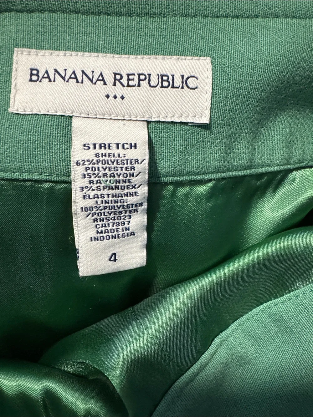 Banana Republic Green Skort with Front Pockets and Side Zipper